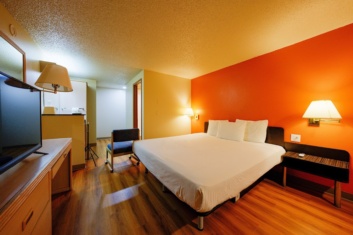 Hermiston Inn & Suites photo 2