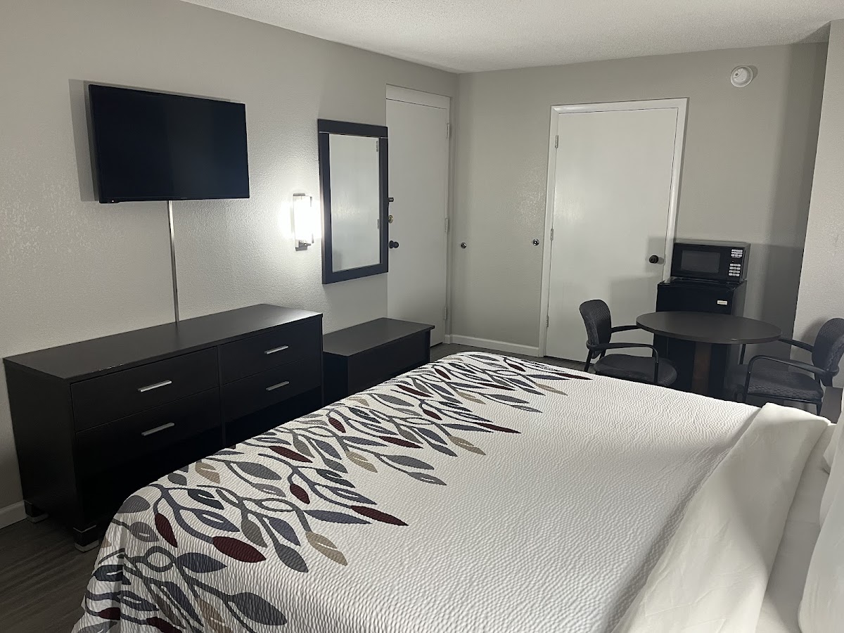 Red Roof Inn Rockingham photo 2