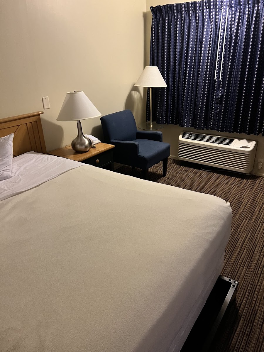 Travelodge by Wyndham New Philadelphia photo 2