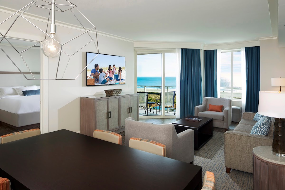 Hilton Grand Vacations Club Ocean Oak Resort Hilton Head photo 3