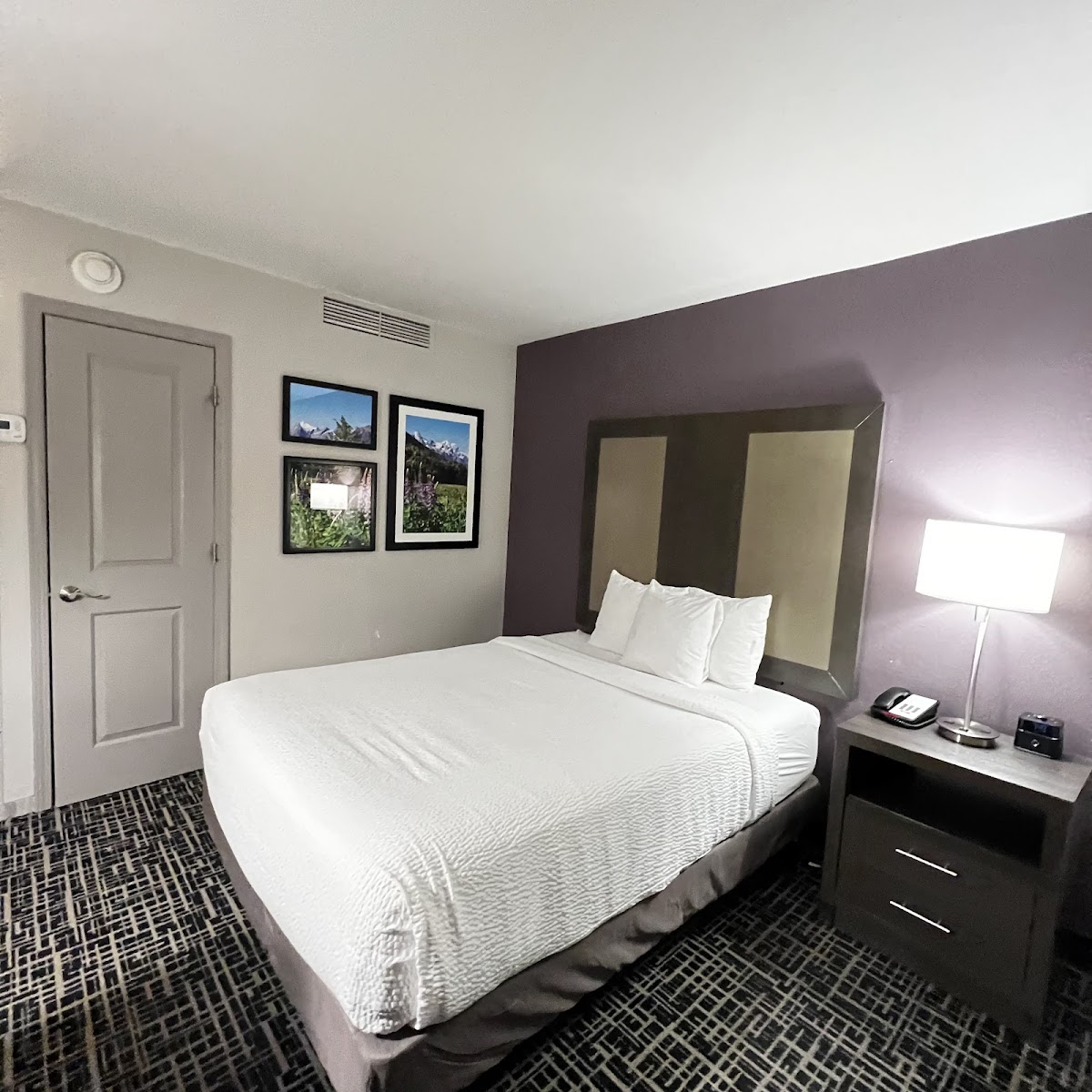 La Quinta Inn & Suites by Wyndham Glenwood Springs photo 2