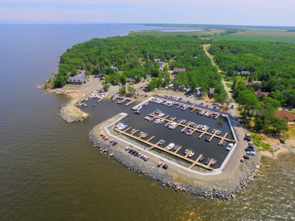 Arnesen's Rocky Point Resort