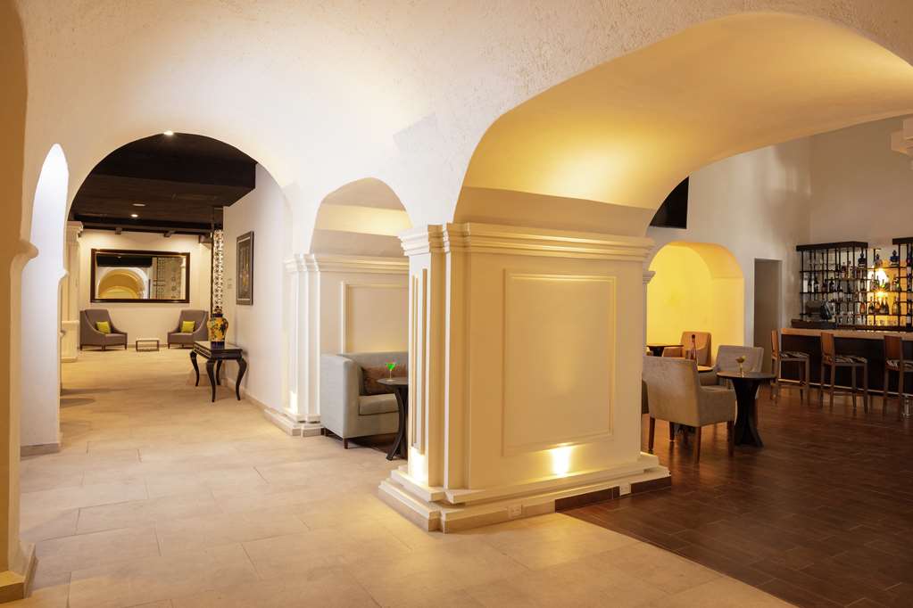 DoubleTree by Hilton Toluca photo 2