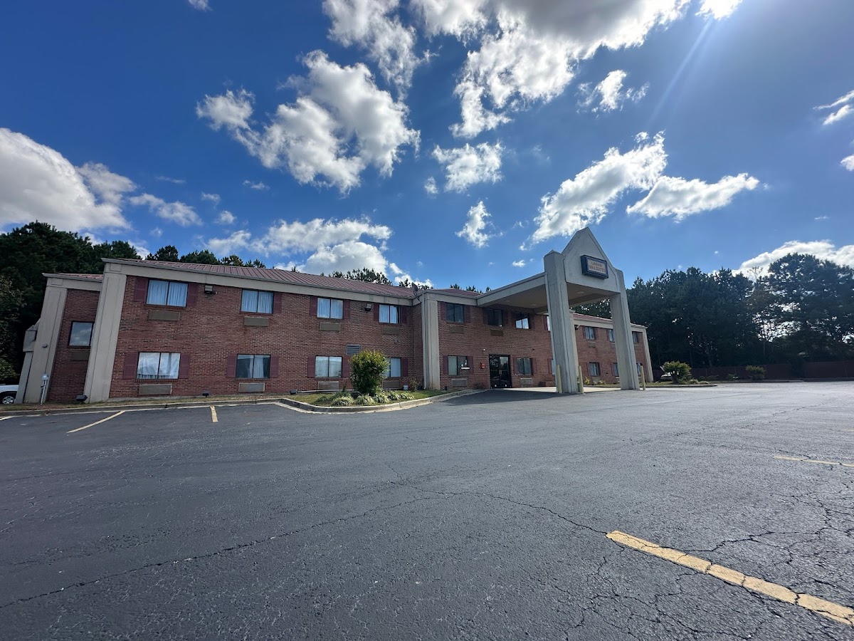 Budget Inn, Hwy 41