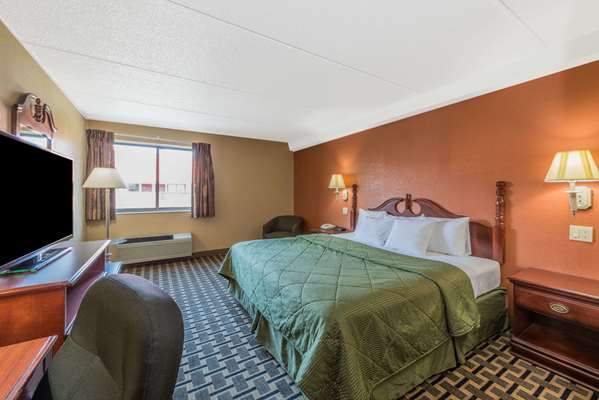 Days Inn by Wyndham Hurstbourne photo 2