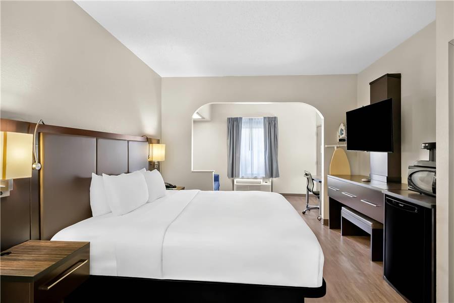 Quality Inn & Suites Monticello photo 2
