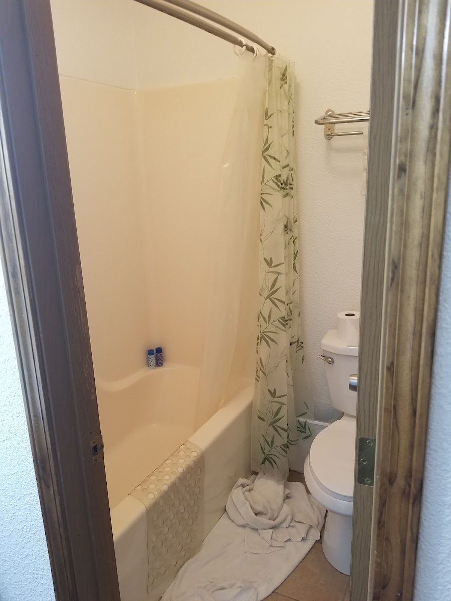 Golden Prairie Motel photo 3