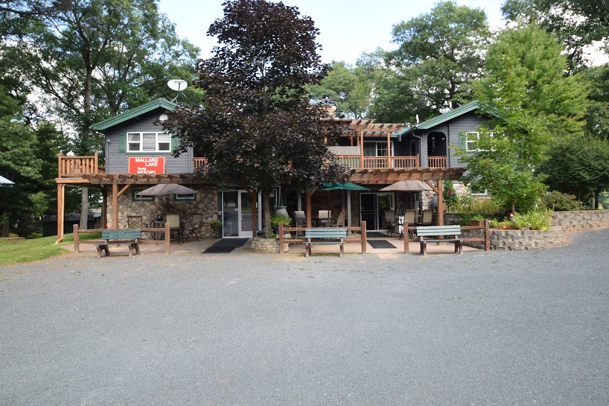 Mallard Lake Family Resort photo 2