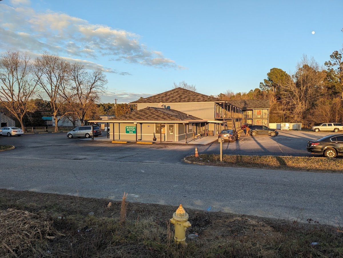 Budget Motor Inn - Petersburg / Fort Lee