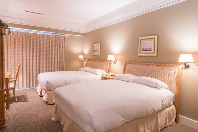Village Suites Bay Harbor photo 2