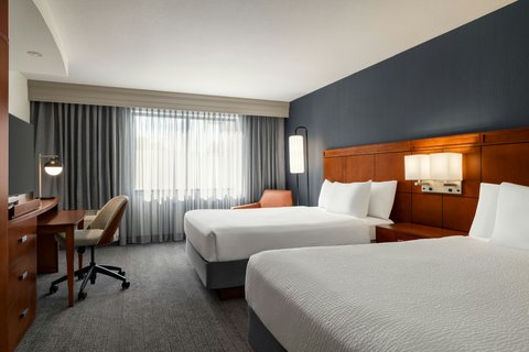 Courtyard by Marriott Burlington Mt. Holly/Westampton photo 2