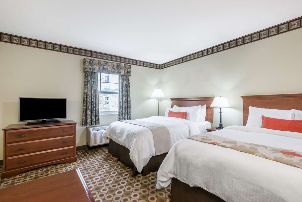 Hawthorn Suites by Wyndham Franklin / Milford Area photo 3