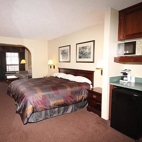 Gateway Inn & Suites Clarksville photo 3
