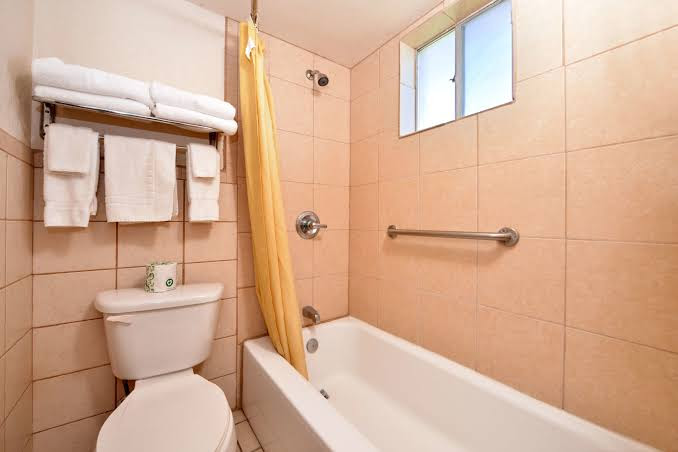 EXCLUSIVO INN & SUITES photo 3