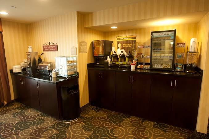 Cobblestone Inn & Suites - Langdon photo 3