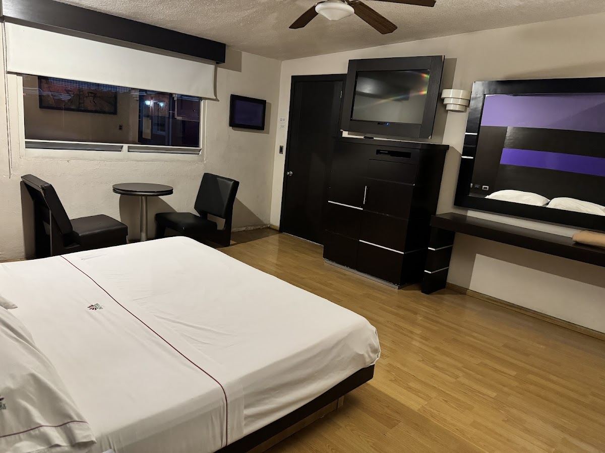 Maya Park Motel photo 2