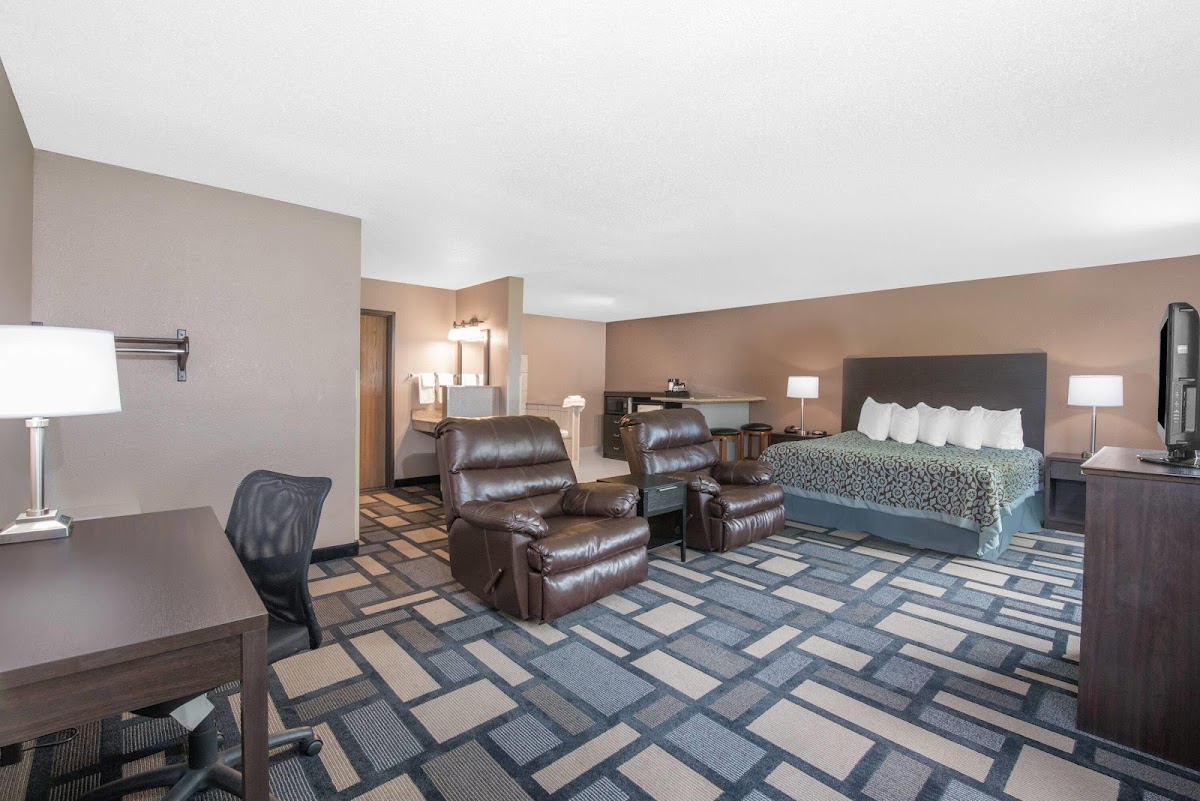 Days Inn by Wyndham Watertown photo 3