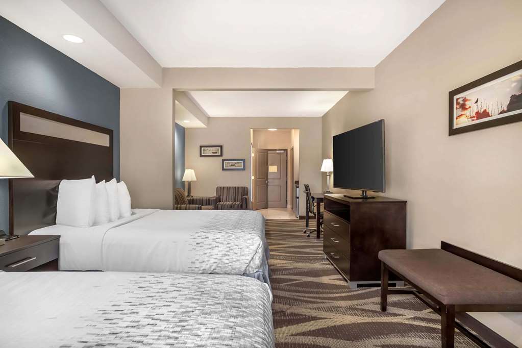 Best Western Plus Lake Jackson Inn & Suites photo 2