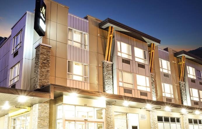 MStar Hotel Kitimat