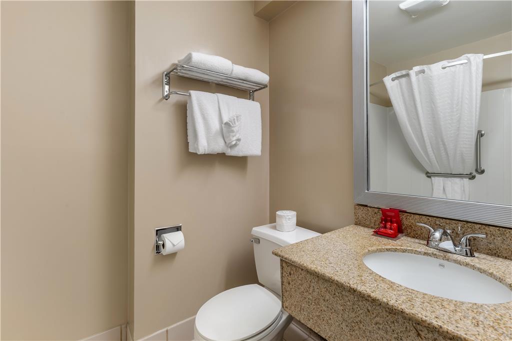 SureStay by Best Western East Brunswick photo 3