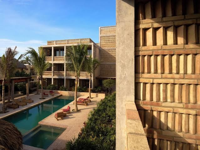 Hotel Humano photo 2