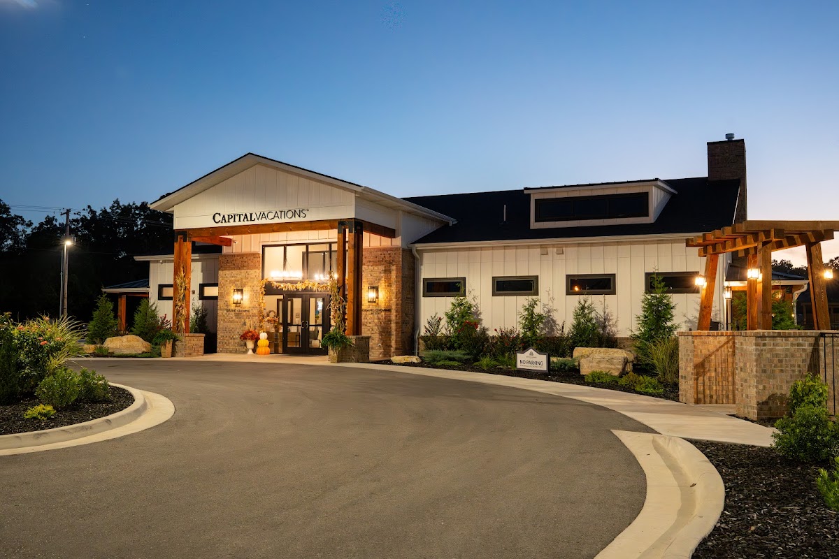Grand Crowne Resort