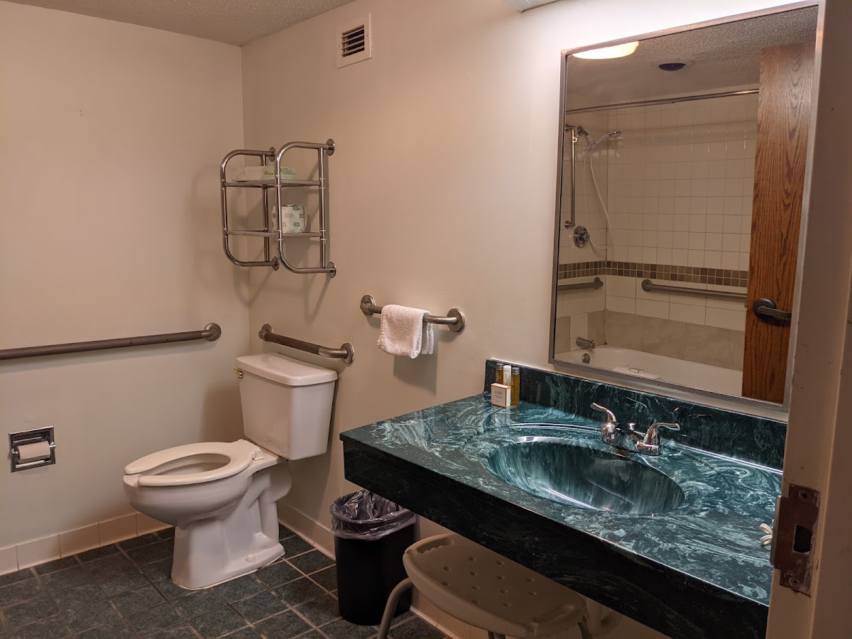 Royal Inn Rockville photo 3