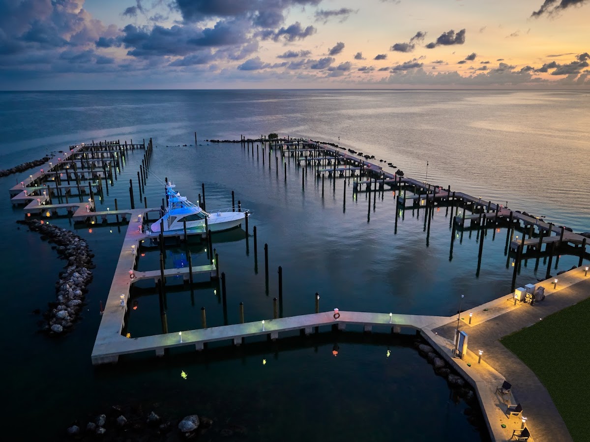Marlin Bay Resort & Marina photo 3