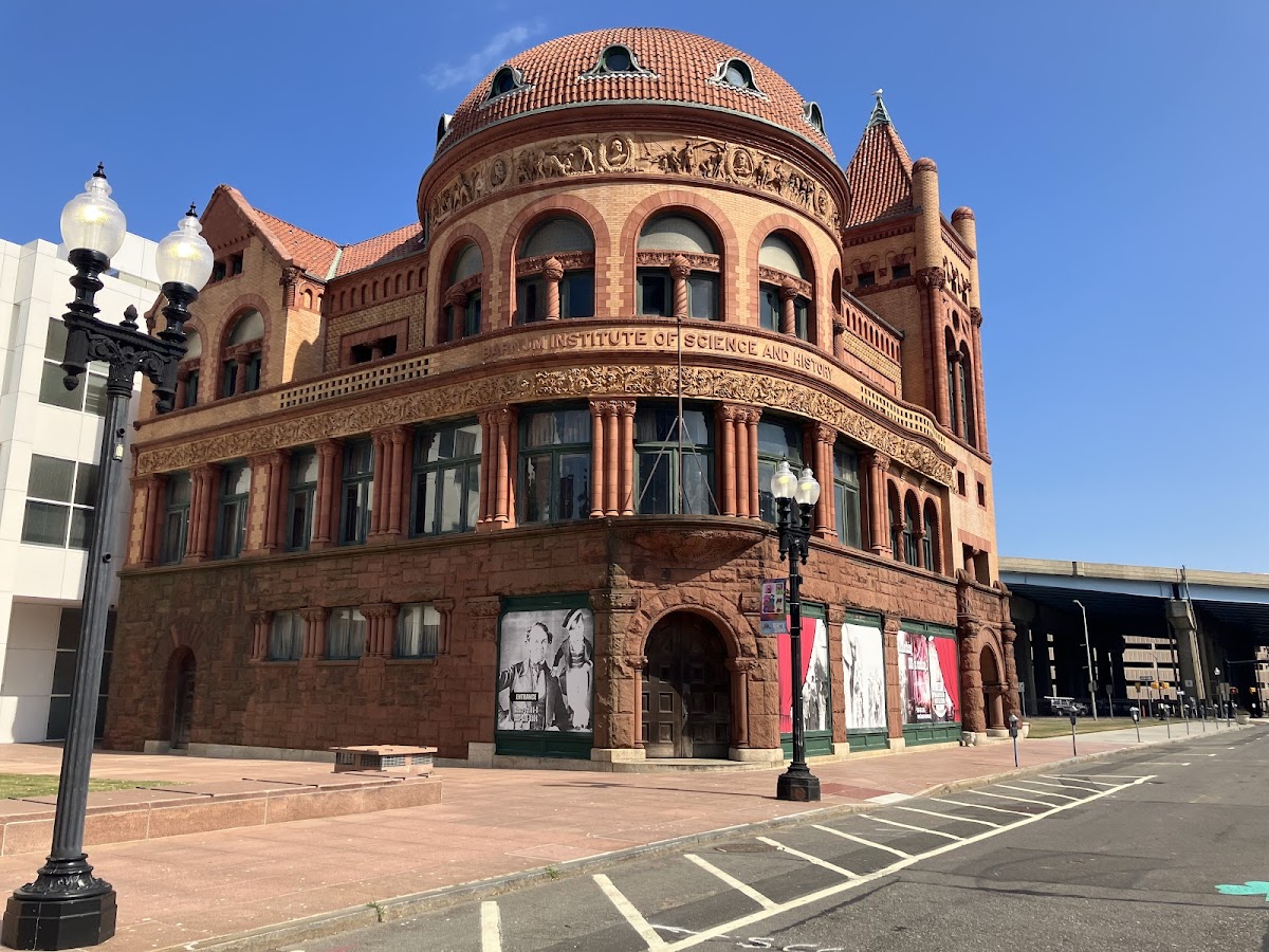 The Barnum Museum