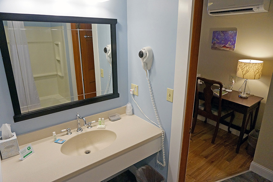 The Rangeley Inn & Tavern photo 3