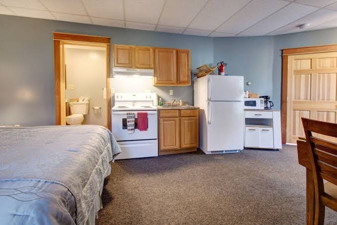 Suites on Main photo 2