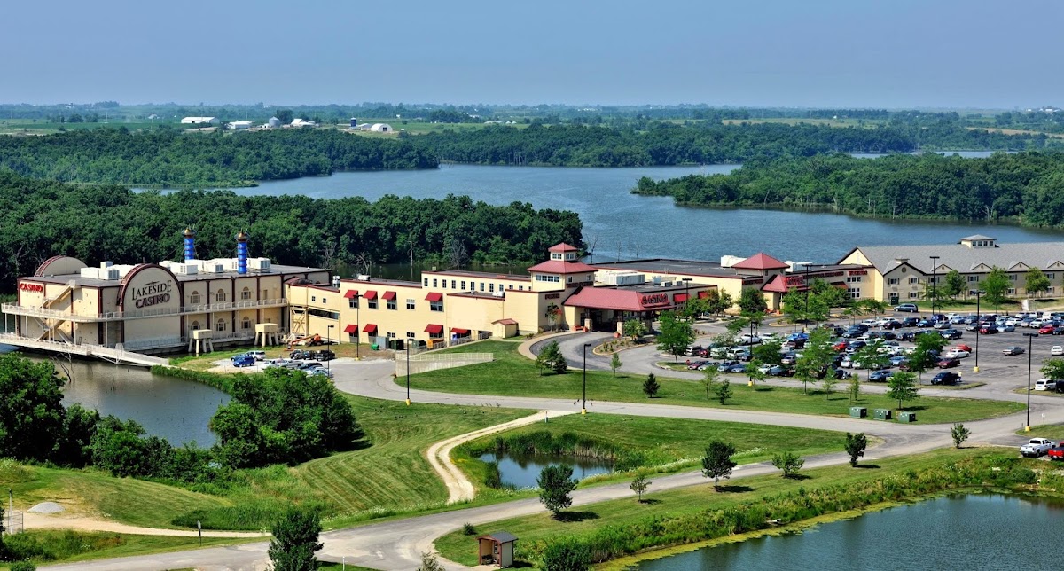 Lakeside Hotel Casino photo 2