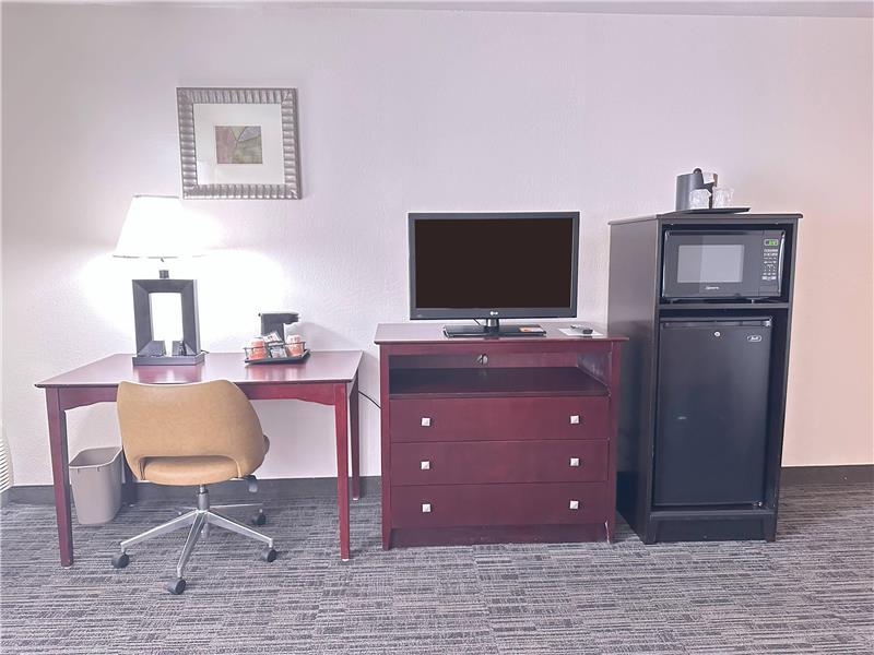 Quality Inn & Suites Everett photo 2