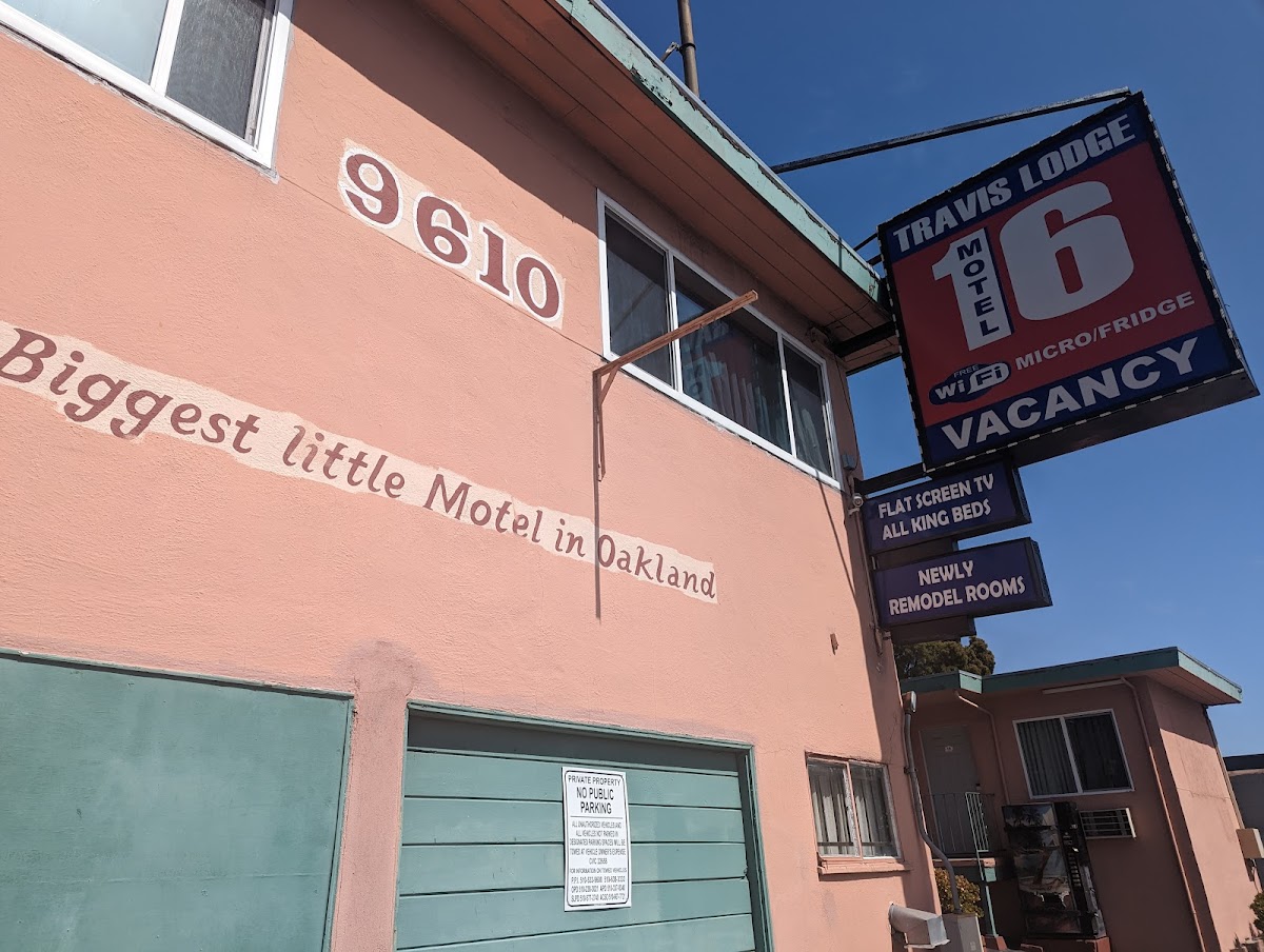 Travis Lodge Motel 16 photo 2