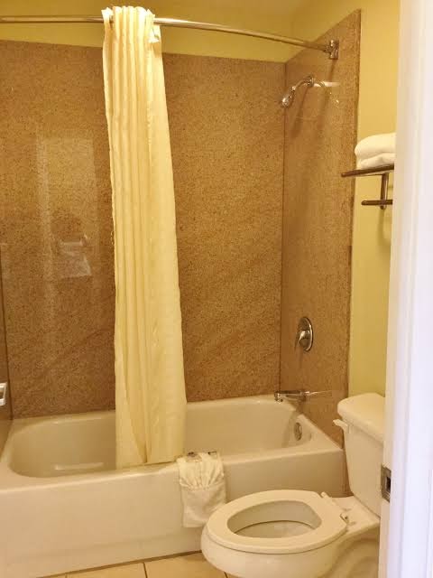 Americas Best Value Inn & Suites University Ave photo 3