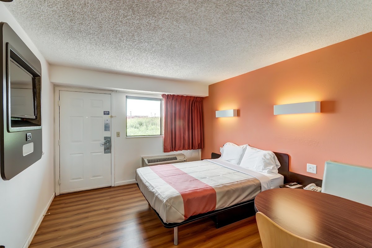 Motel 6 Berea, KY photo 2