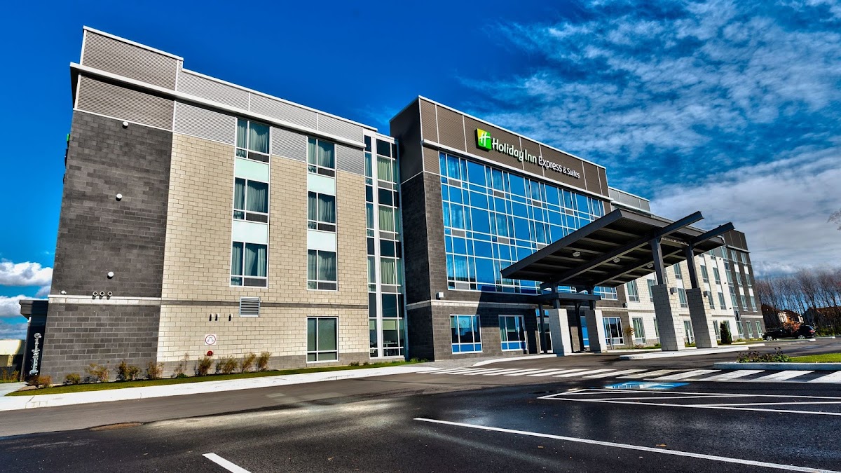 Holiday Inn Express & Suites, Vaudreuil-Dorion