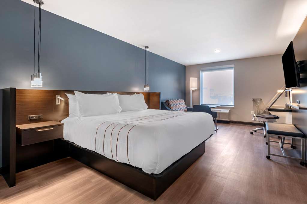 Vīb Hotel by Best Western Denver RiNo photo 2