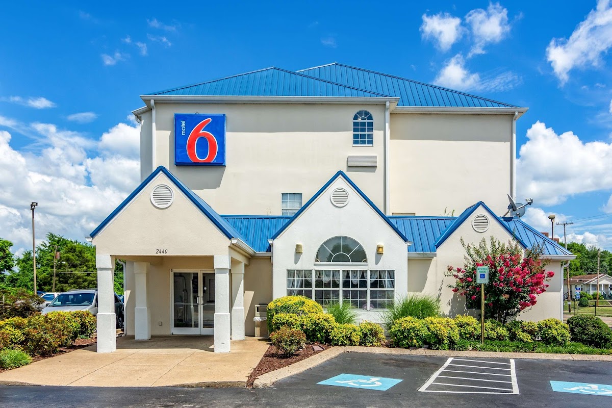 Motel 6 Chattanooga, TN - Downtown