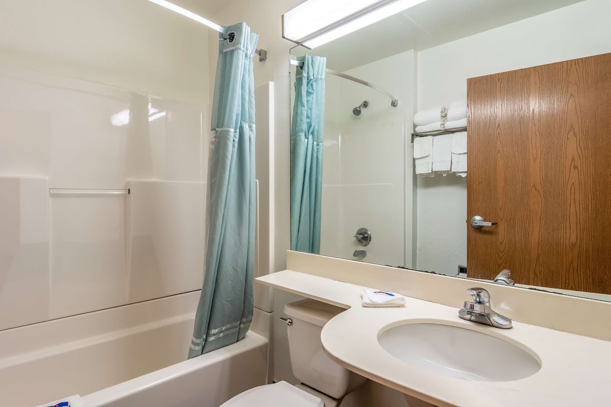 Motel 6 Chattanooga, TN - Downtown photo 3