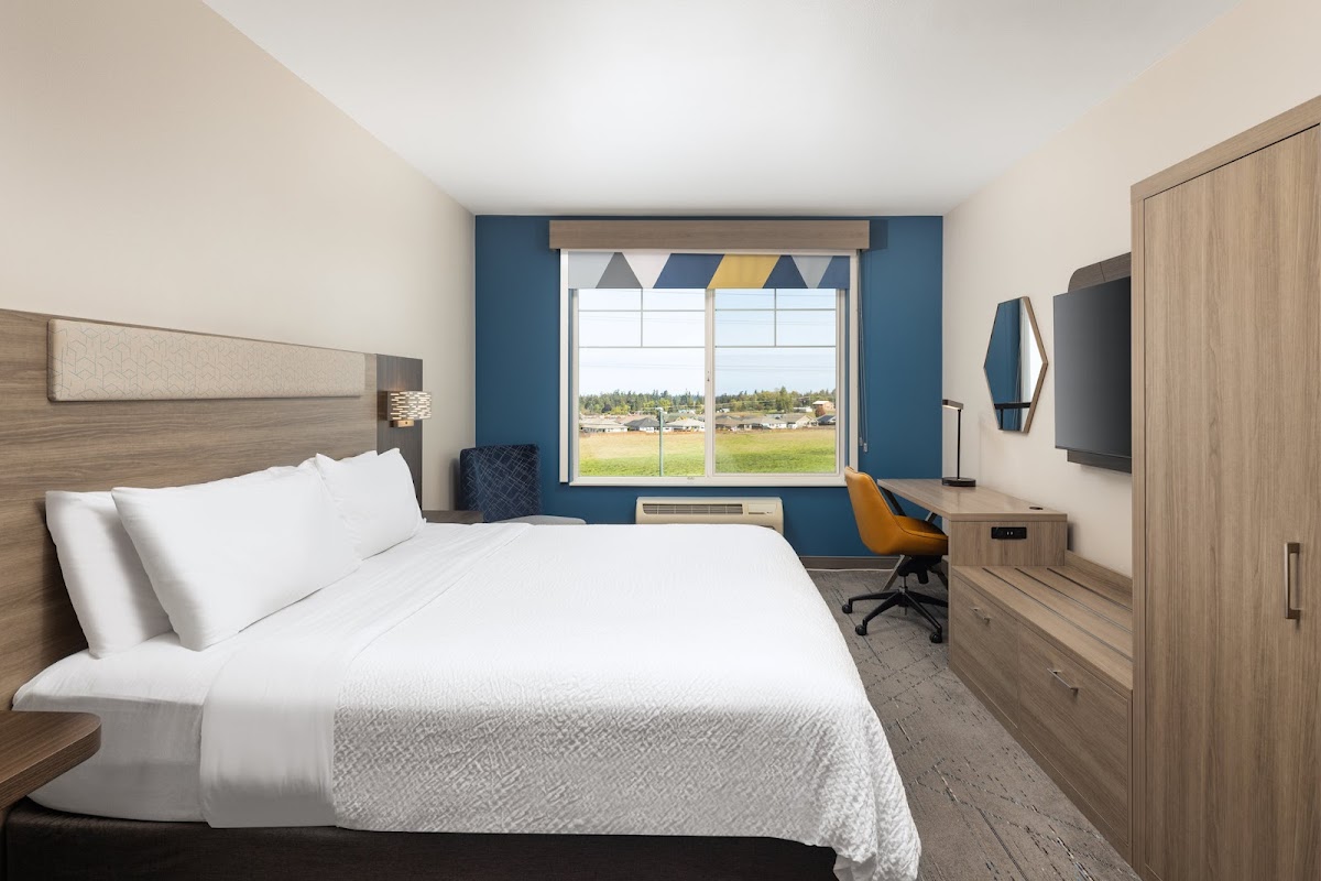 Holiday Inn Express & Suites Sequim by IHG photo 2