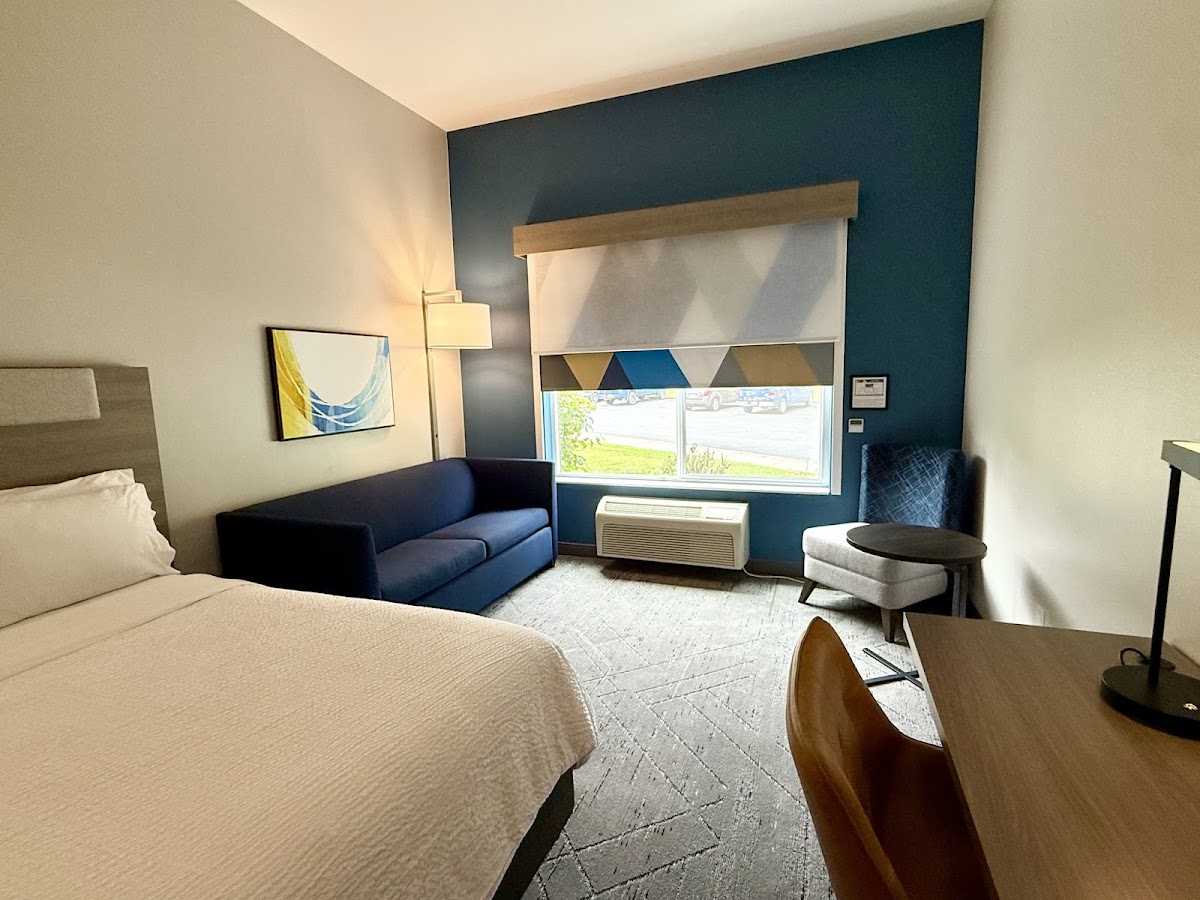 Holiday Inn Express & Suites Sequim by IHG photo 3