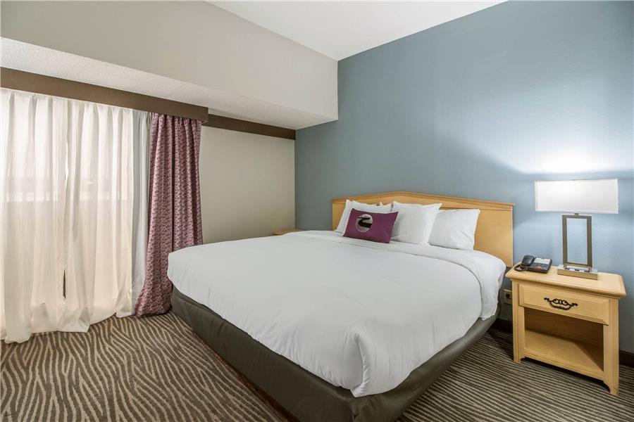 Clarion Hotel Jackson Northwest photo 2