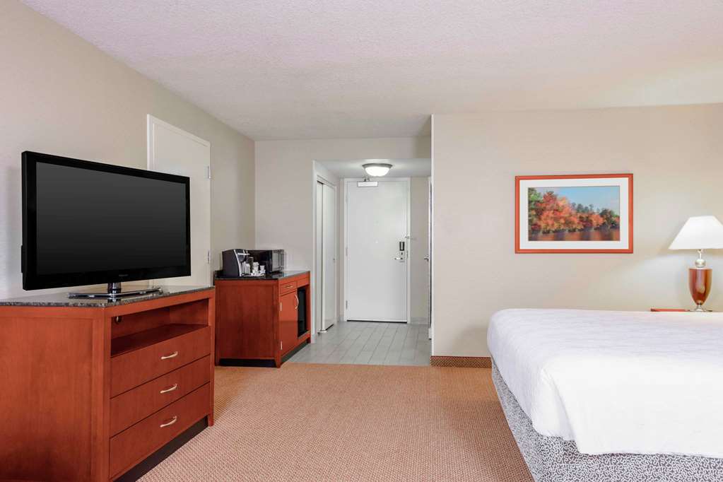Hilton Garden Inn Independence photo 2