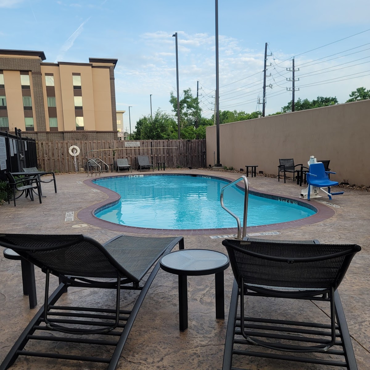 Courtyard by Marriott Houston I-10 West/Park Row photo 3
