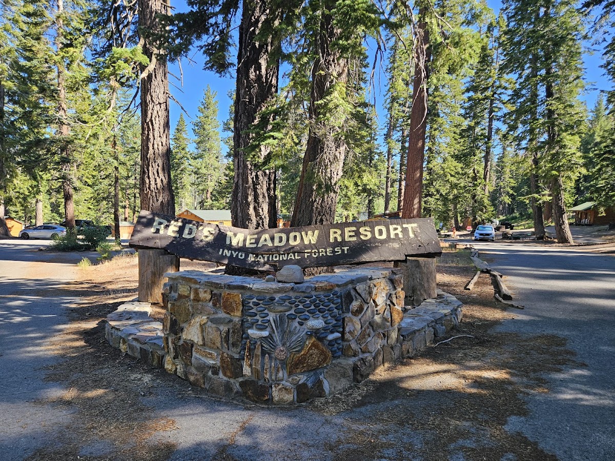 Red's Meadow Resort photo 3
