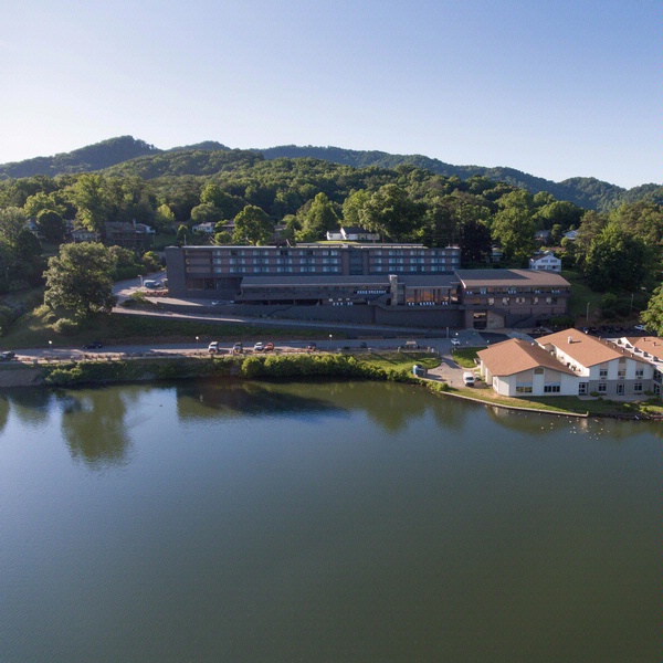 The Terrace at Lake Junaluska photo 3