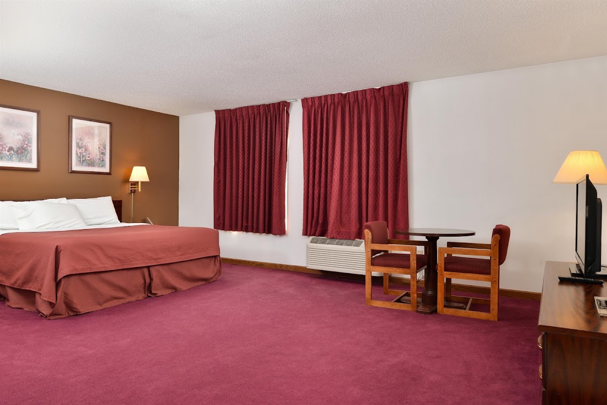 Americas Best Value Inn Beardstown photo 2