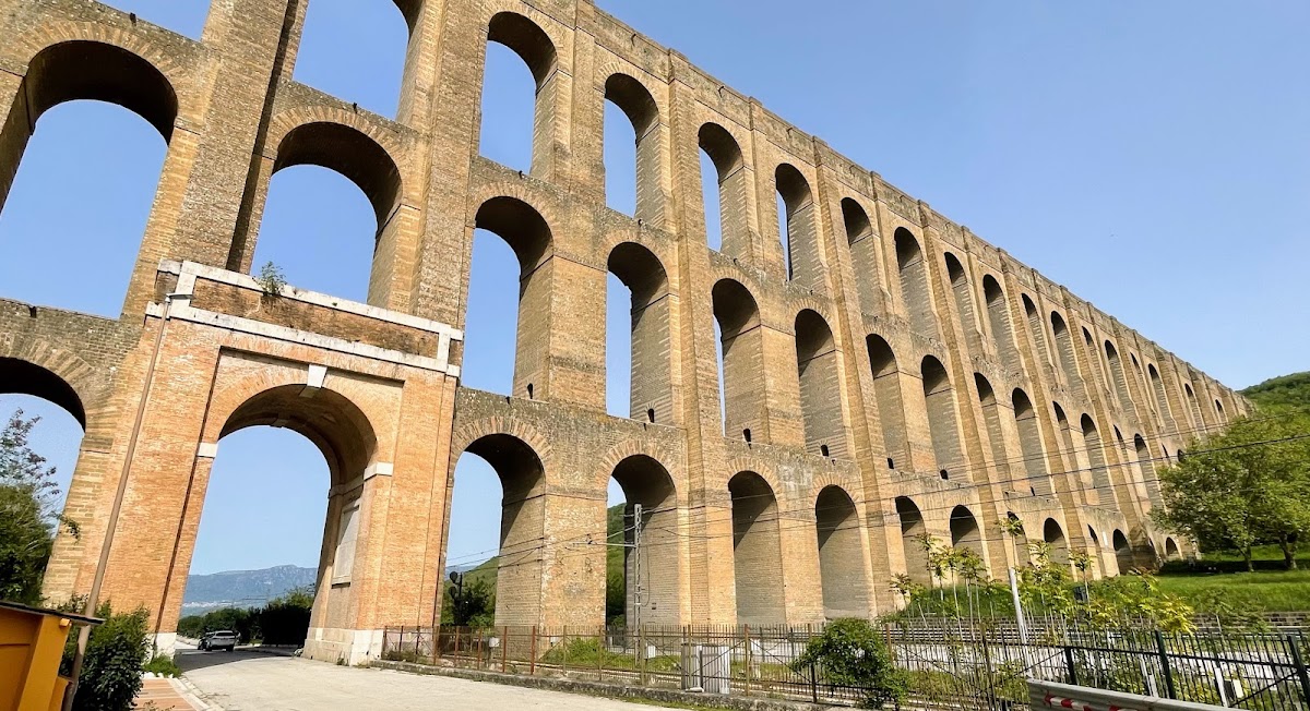 Aqueduct of Vanvitelli
