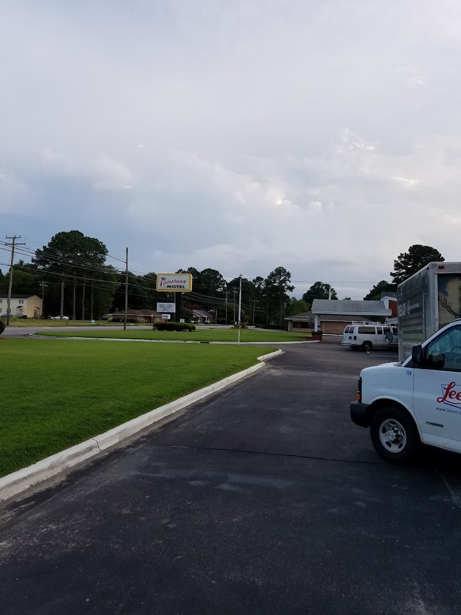 Tomahawk Motel photo 2